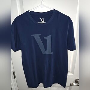 Vuori Large Navy Blue Performance T-Shirt - Gently Used